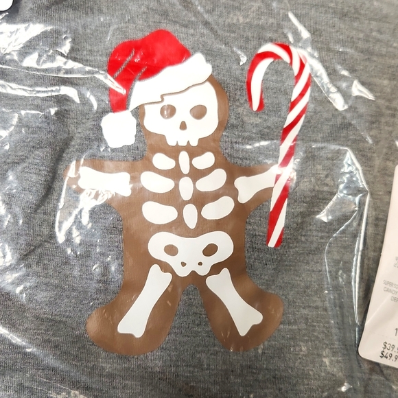❤️NWT VINTAGE TORRID TEE - CHRISTMAS SANTA GINGERBREAD MAN SKELETON - PLUS SIZE - Picture 7 of 15